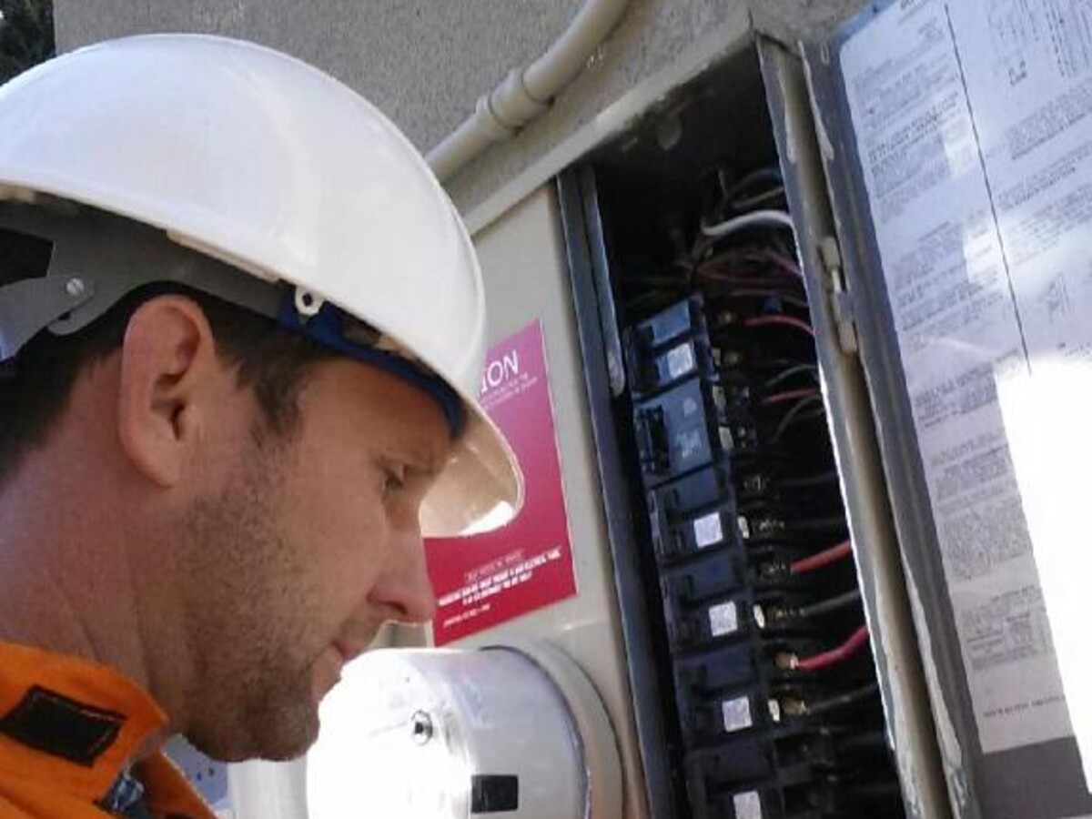 Service / Troubleshooting Work by Full Value Electric in Orange County